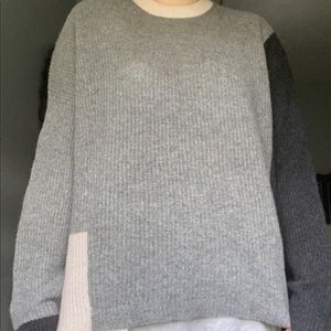 Grey and pink colorblock cashmere akima sweater